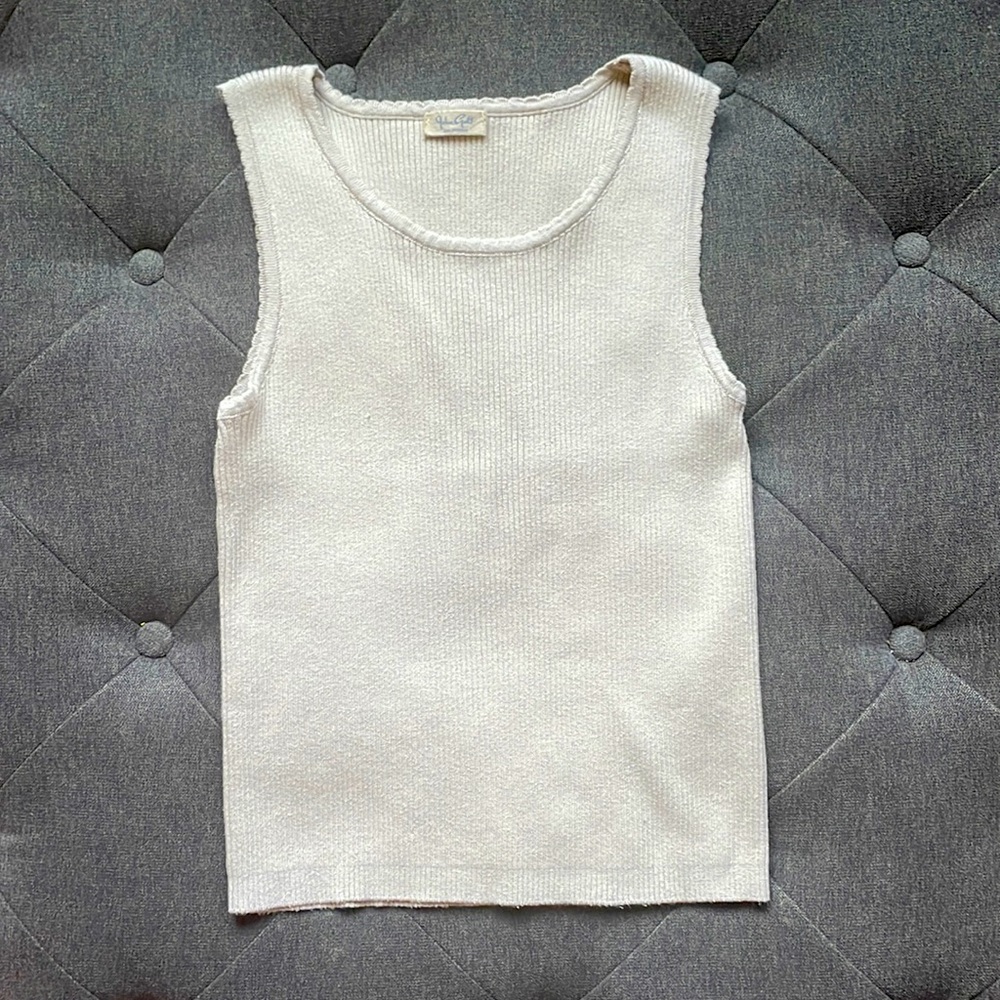 tan John Gault California tank